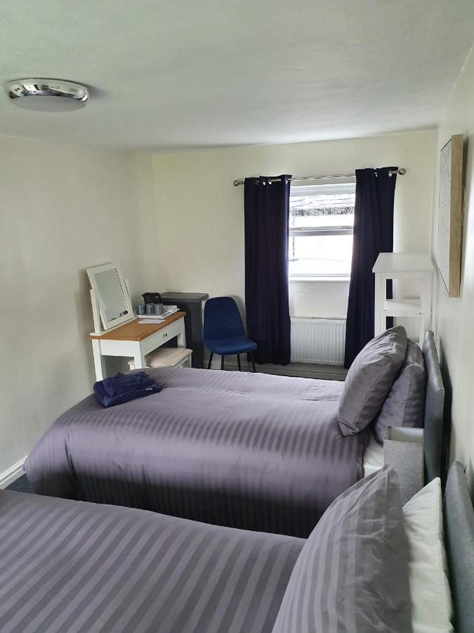 Red Lion Rooms - Self Check In Dalton-in-Furness Dış mekan fotoğraf